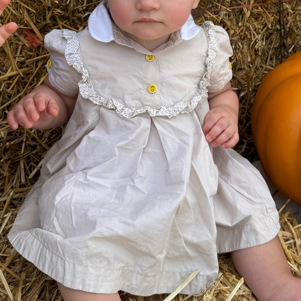 Fendi Beige Kids Dress with White Lace Trim - Picture 2 of 10